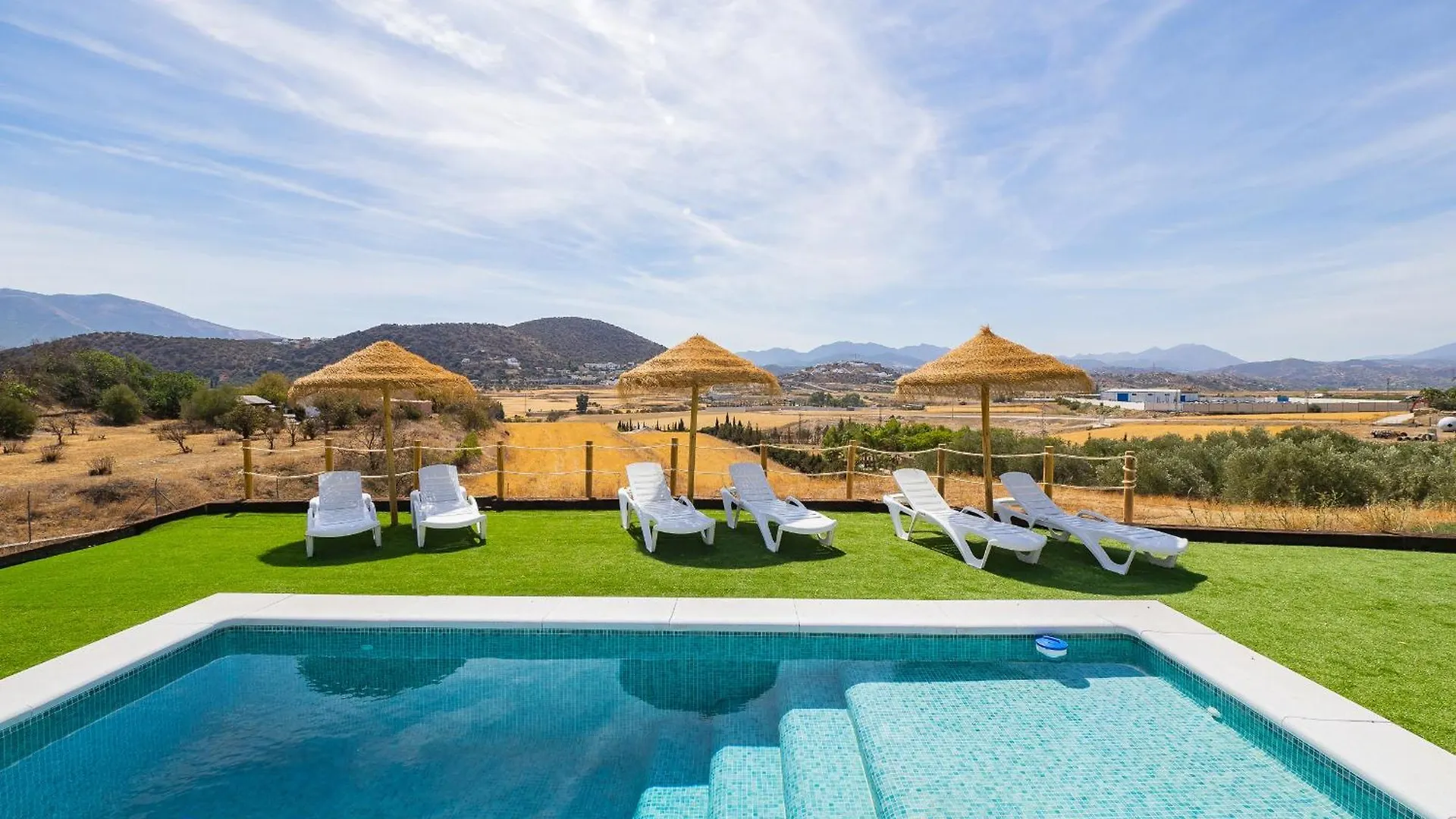 Holiday home Cubo'S La Casa Azul Villa Coin Spain