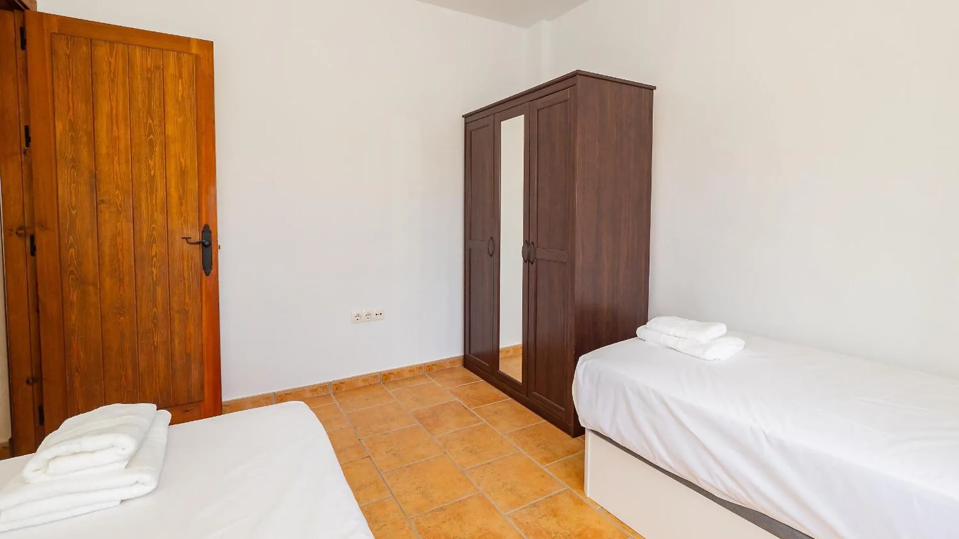 Villa Cubo'S La Casa Azul Coín